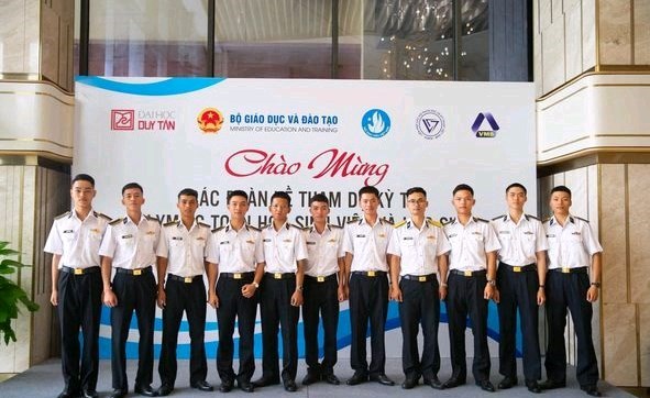 Kỳ thi Olympic Toán sinh viên và học sinh toàn quốc lần thứ 30 tại Đại học Duy Tân