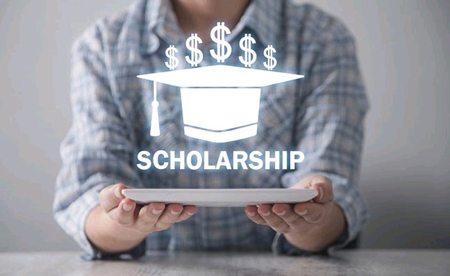 Đại học Duy Tân công bố mức học bổng danh cho nghiên cứu sinh và học viên cao học năm 2021